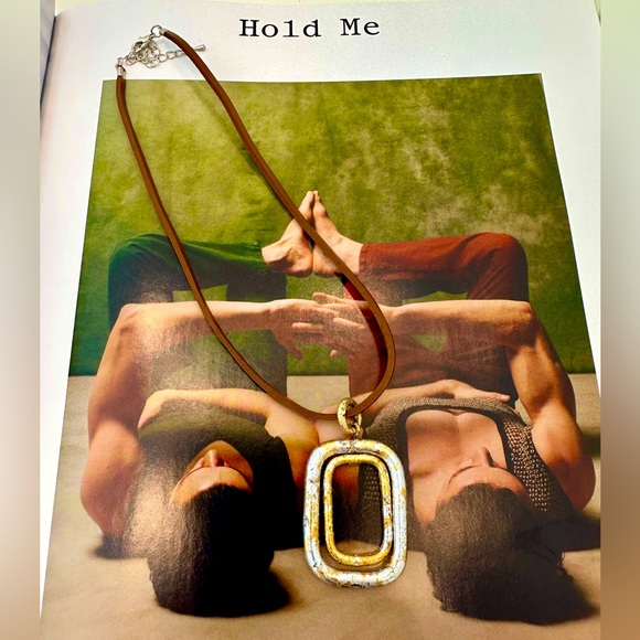 Vintage Jewelry - BUY OR BUNDLE FOR FREE WITH $100. Purchase Vintage Gold/Silver Leather Necklace